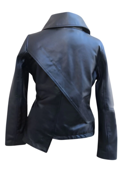 Hunger Games Catching Fire Katniss Everdeen black jacket backside Hunger Games Catching Fire Katniss Everdeen black jacket backside