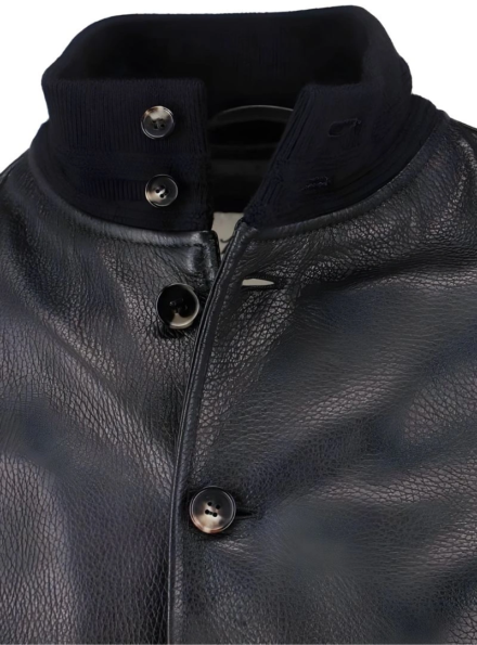 black leather A-2 Flight Aviator bomber jacket collar